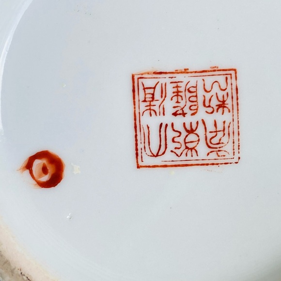 Gorgeous Old Vase-Asian Style, Globe Shaped, Pastel Blues, Green, Peach, Yellow - Picture 12 of 16